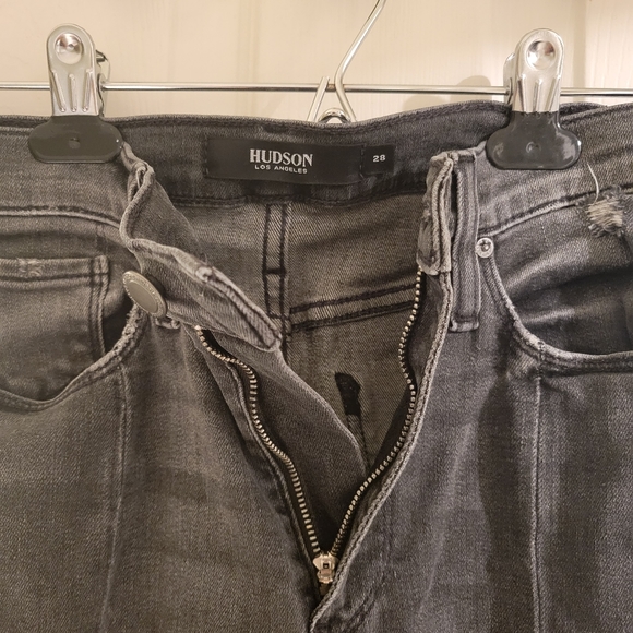 Hudson Holly Mid Rise Cropped Flare Slit Back Jeans - Picture 3 of 13